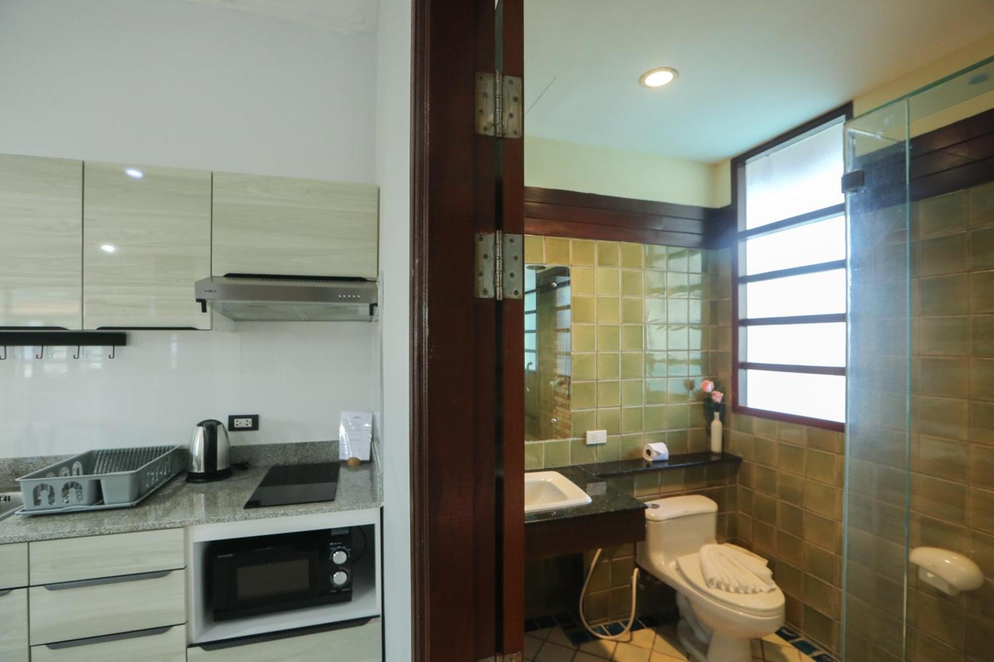 Blue Beach Apartment Rawai エクステリア 写真