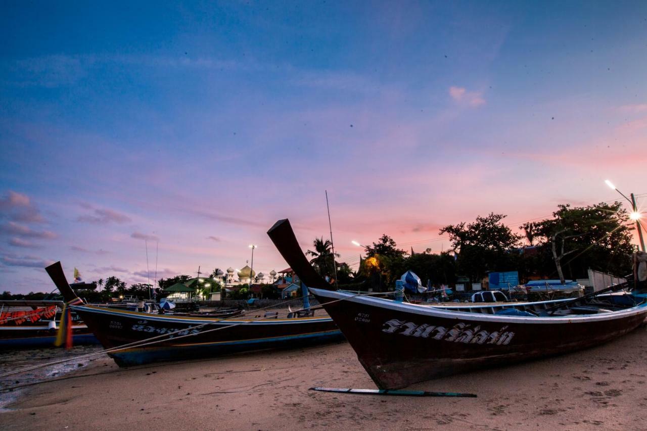 Blue Beach Apartment Rawai エクステリア 写真