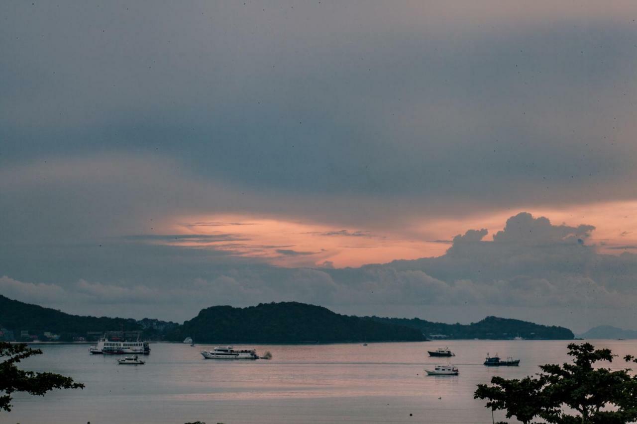 Blue Beach Apartment Rawai エクステリア 写真