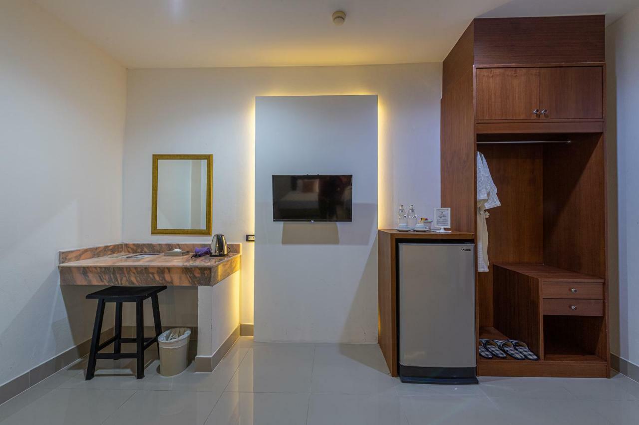 Blue Beach Apartment Rawai エクステリア 写真